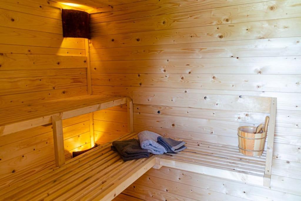 La Cabane Du Cerf Et Son Sauna Attre Ngoại thất bức ảnh